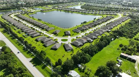 2545 Crowned Eagle Circle SW Vero Beach FL 32962