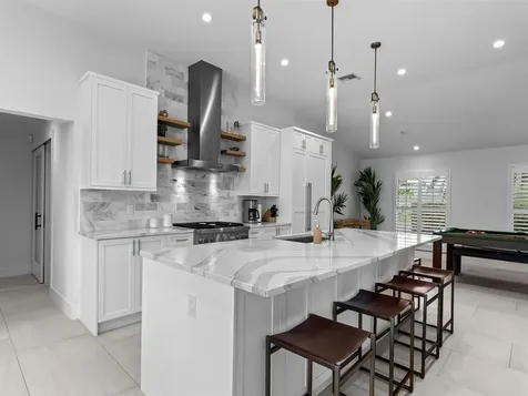 4601 Sunset Drive Vero Beach FL 32963