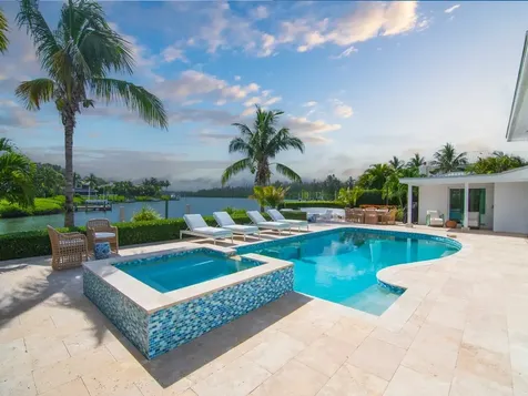 4601 Sunset Drive Vero Beach FL 32963