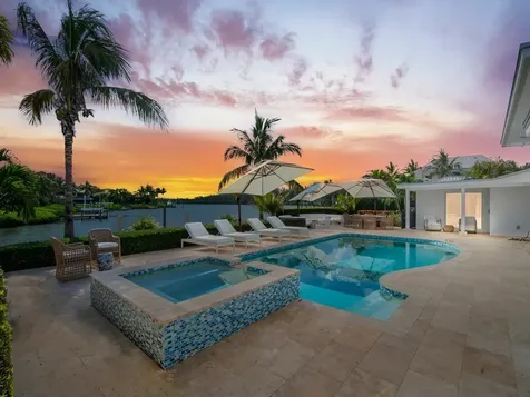 4601 Sunset Drive Vero Beach FL 32963