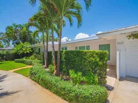 4601 Sunset Drive Vero Beach FL 32963