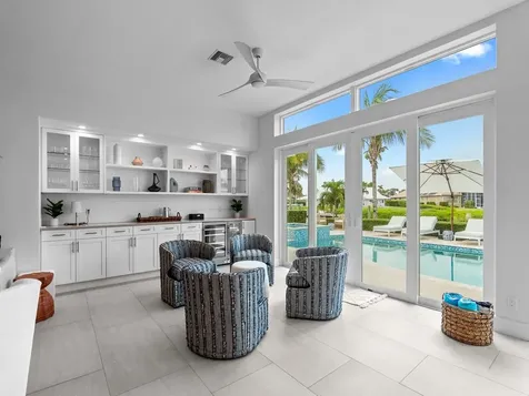 4601 Sunset Drive Vero Beach FL 32963