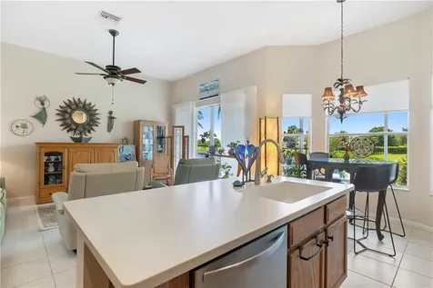 583 Calamondin Way SW Vero Beach FL 32968