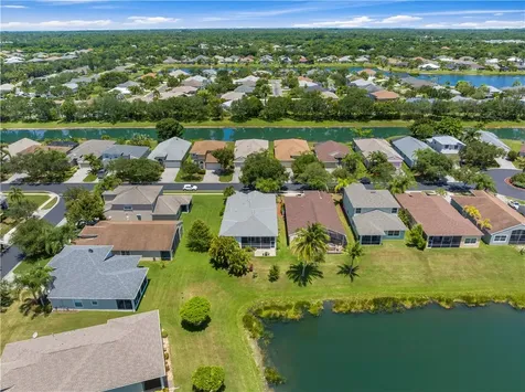 583 Calamondin Way SW Vero Beach FL 32968
