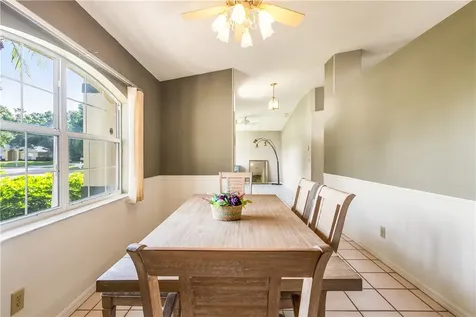 289 53rd Circle Vero Beach FL 32968