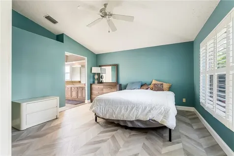289 53rd Circle Vero Beach FL 32968