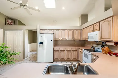 289 53rd Circle Vero Beach FL 32968