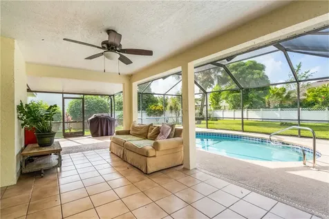289 53rd Circle Vero Beach FL 32968