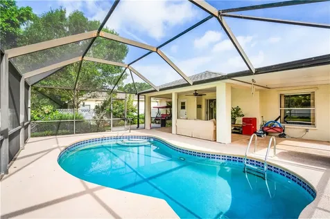 289 53rd Circle Vero Beach FL 32968