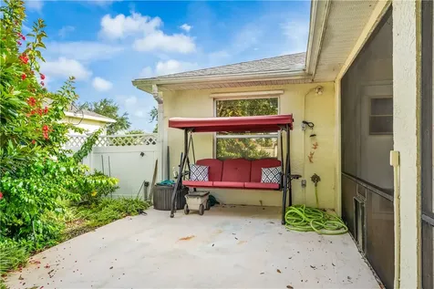 289 53rd Circle Vero Beach FL 32968