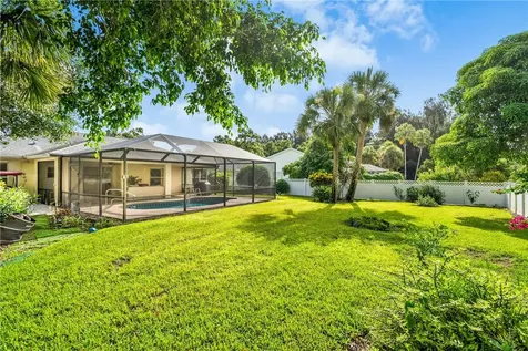 289 53rd Circle Vero Beach FL 32968
