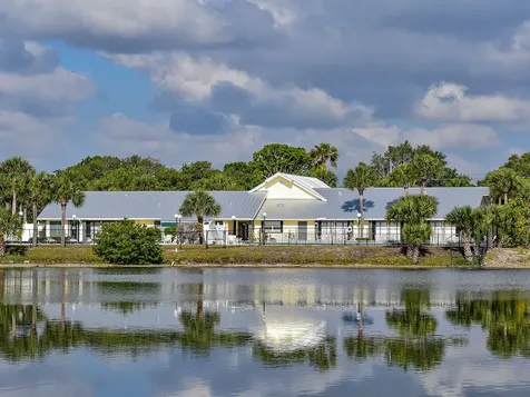 624 24th Street SW Vero Beach FL 32962
