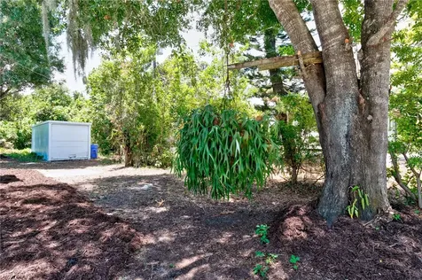 705 10th Avenue SW Vero Beach FL 32962