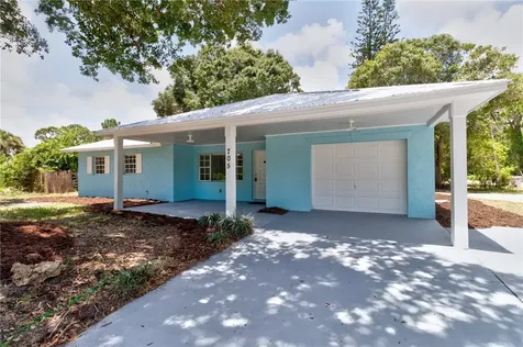 705 10th Avenue SW Vero Beach FL 32962