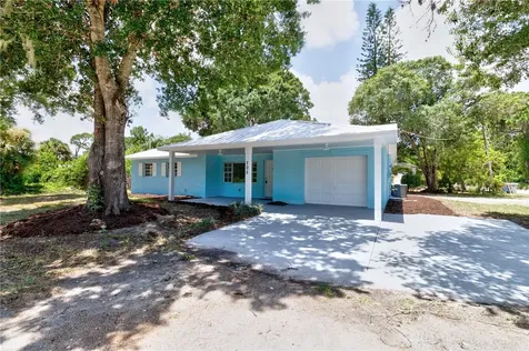 705 10th Avenue SW Vero Beach FL 32962