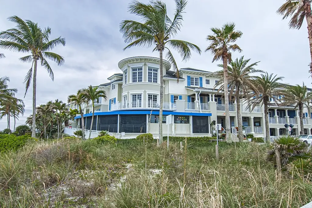 1010 Easter Lily Lane Vero Beach FL 32963