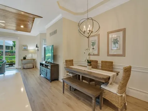 2010 Bridgepointe Circle Vero Beach FL 32967