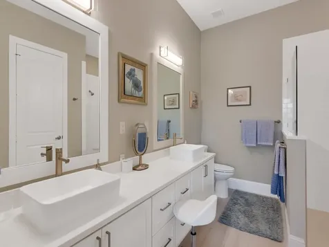 2010 Bridgepointe Circle Vero Beach FL 32967