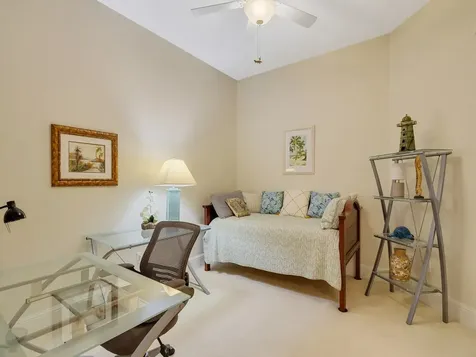 2010 Bridgepointe Circle Vero Beach FL 32967