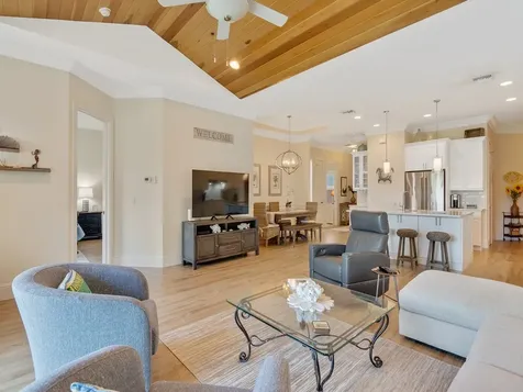 2010 Bridgepointe Circle Vero Beach FL 32967