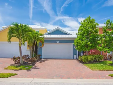2010 Bridgepointe Circle Vero Beach FL 32967
