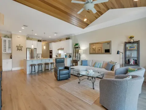 2010 Bridgepointe Circle Vero Beach FL 32967