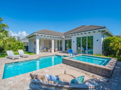 915 Surfsedge Way Vero Beach FL 32963