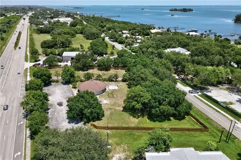 11390 Us Highway 1 Sebastian FL 32958