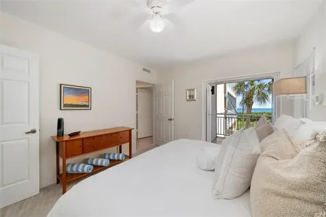 8824 S Sea Oaks Way Vero Beach FL 32963