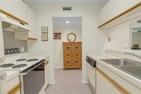12 Plantation Drive Vero Beach FL 32966