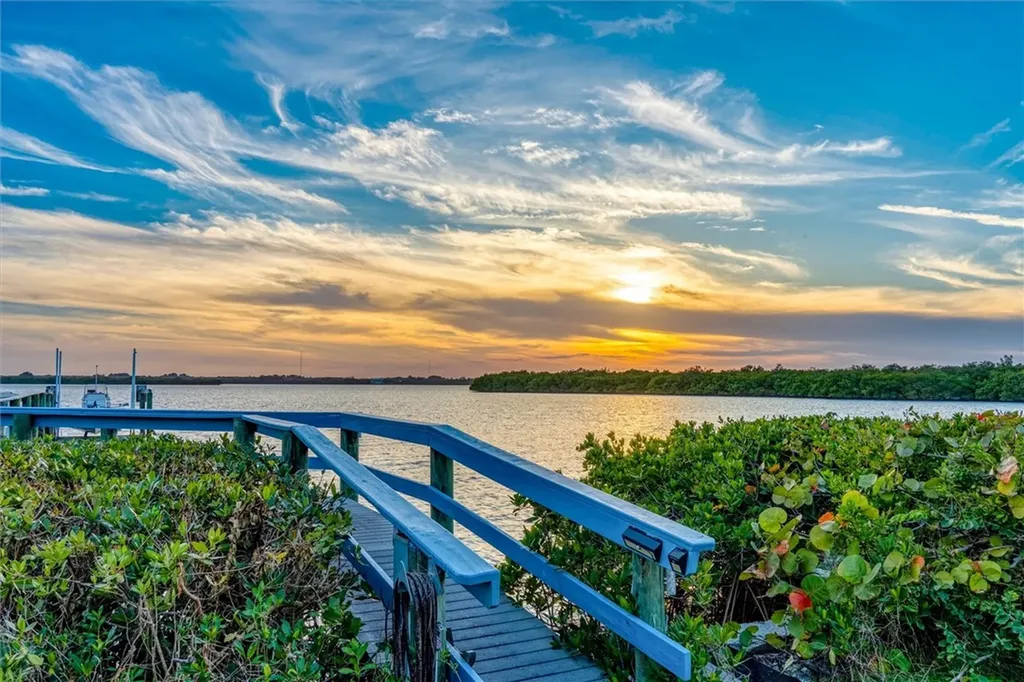 226 Indian River Drive Vero Beach FL 32963