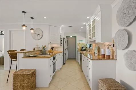 226 Indian River Drive Vero Beach FL 32963