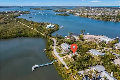 226 Indian River Drive Vero Beach FL 32963