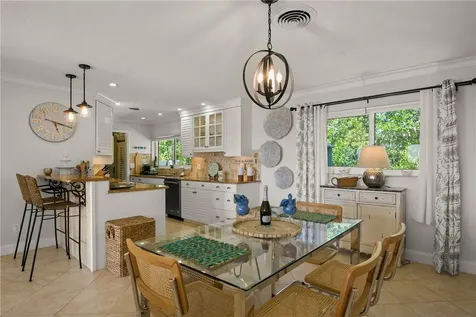 226 Indian River Drive Vero Beach FL 32963