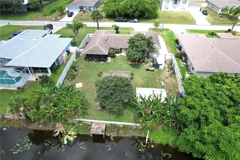 985 George Street Sebastian FL 32958