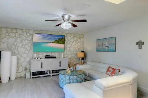 985 George Street Sebastian FL 32958