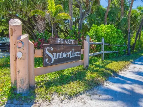 1930 W Shell Lane Vero Beach FL 32963
