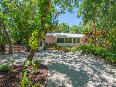 1930 W Shell Lane Vero Beach FL 32963