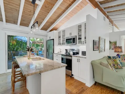 1930 W Shell Lane Vero Beach FL 32963