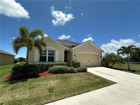 3315 Rockport Street SW Vero Beach FL 32968