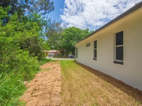 8525 64th Avenue Vero Beach FL 32967