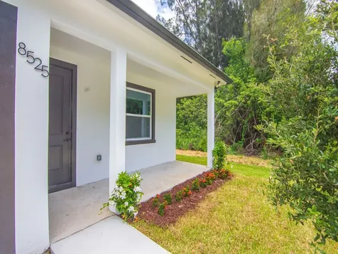 8525 64th Avenue Vero Beach FL 32967