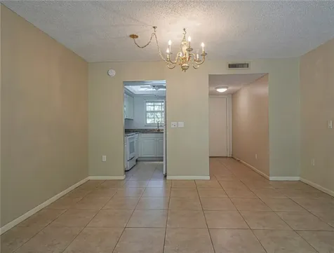1901 Indian River Boulevard Vero Beach FL 32960