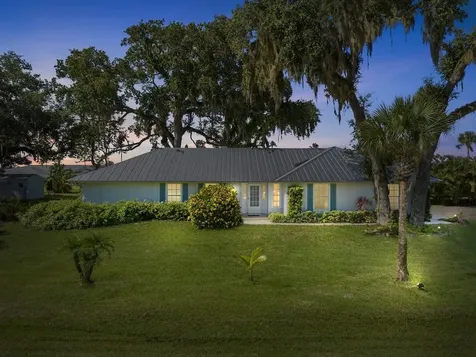 105 12th Place SE Vero Beach FL 32962