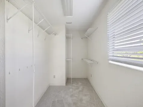 105 12th Place SE Vero Beach FL 32962
