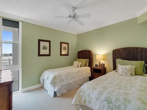 1480 Ocean Drive Vero Beach FL 32963