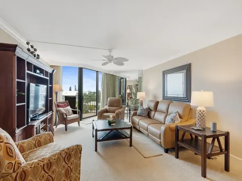 1480 Ocean Drive Vero Beach FL 32963