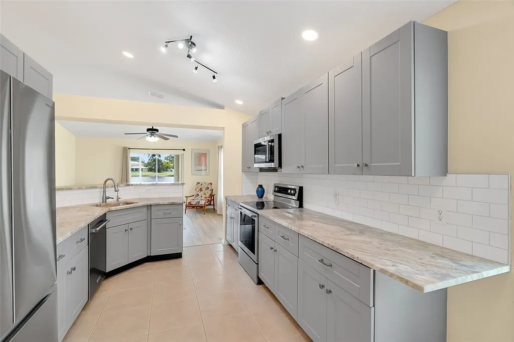 5905 Orangewood Lane Vero Beach FL 32967