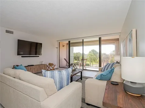 5300 Highway A1a Vero Beach FL 32963