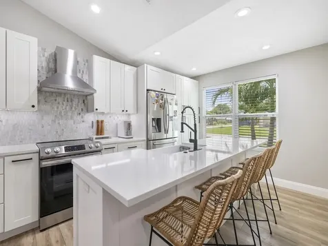 291 Columbus Street Sebastian FL 32958